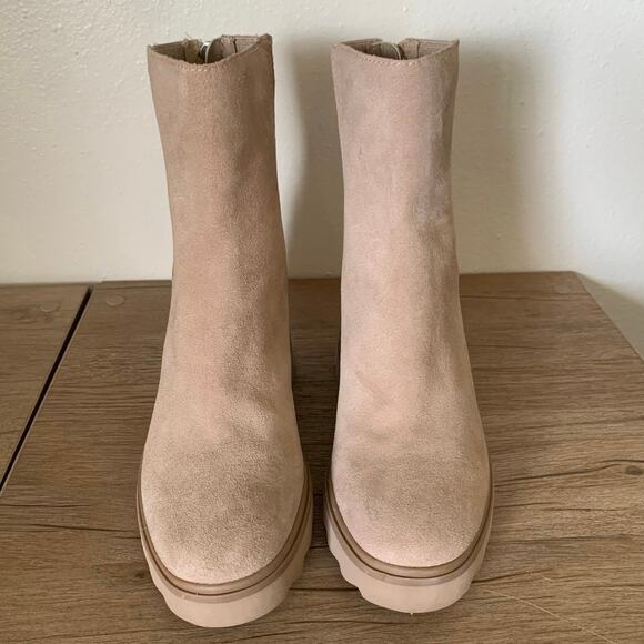 NWOB Dolce Vita Martey H2O Boots Taupe Suede Waterproof Womens 6 US Beige Chunky - Picture 10 of 15